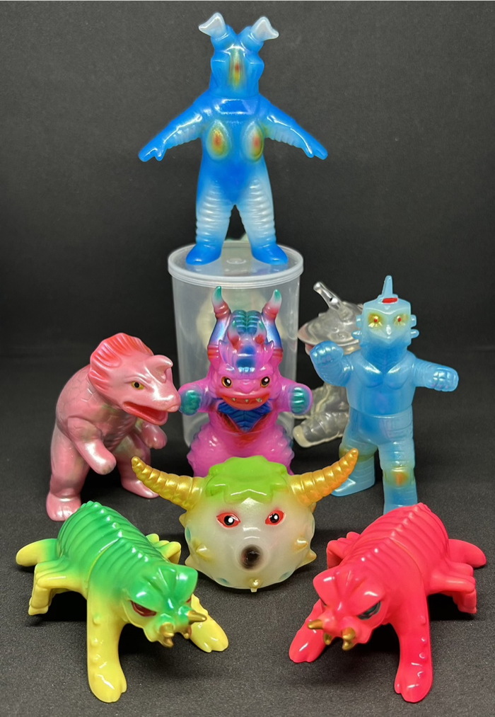 U.S.TOYSのミニ怪獣ソフビたちが週末のイベントに出撃！ | sofvi.tokyo