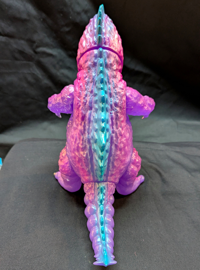 まんだらけから「剛腕怪獣バジアス」「轟唸怪獣ゴーラス」2大怪獣の新