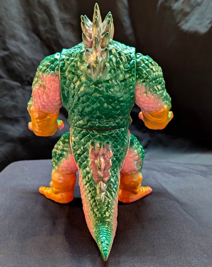 まんだらけ怪獣シリーズ限定抽選品のバジアス2期とゴーラスの指人形