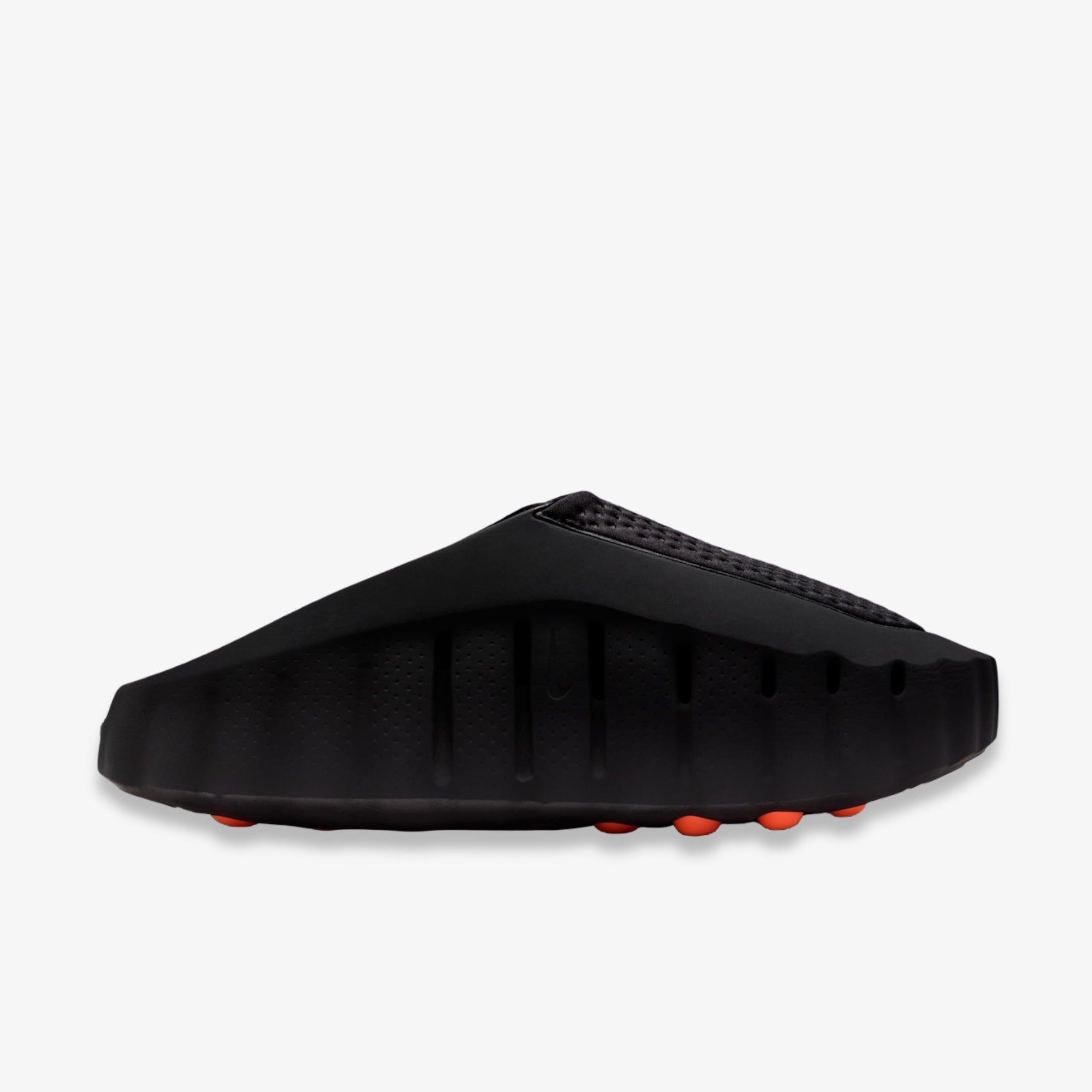Nike Mind 001 Pregame Mule 'Black / Hyper Crimson' (2026) – SOLE