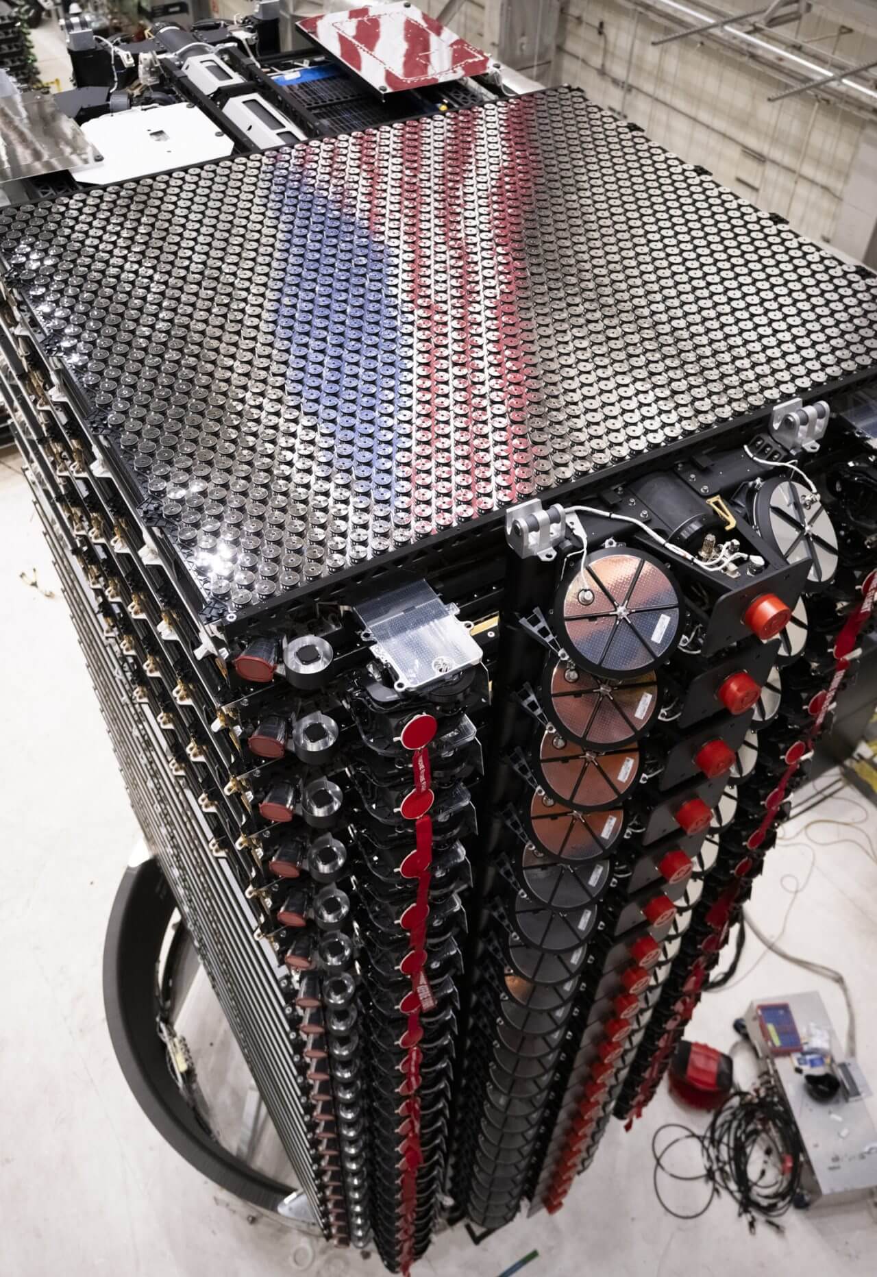 スペースX、スターリンク衛星「V2 Mini」の打ち上げに成功（Starlink