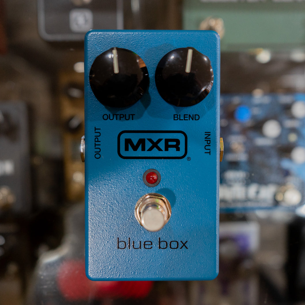 MXR Blue Box Octave Fuzz Pedal M-103 – Southend Music Exchange