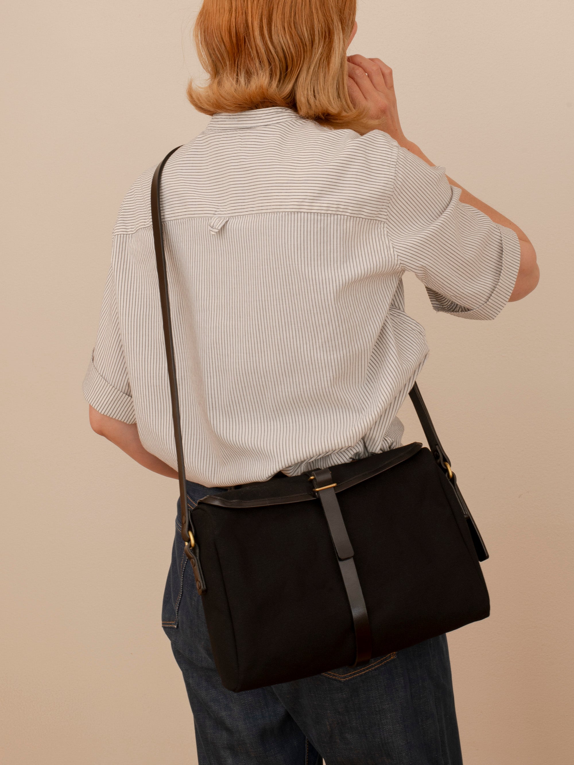 キャンバスショルダーバッグ / サッチェル / サザンフィールド