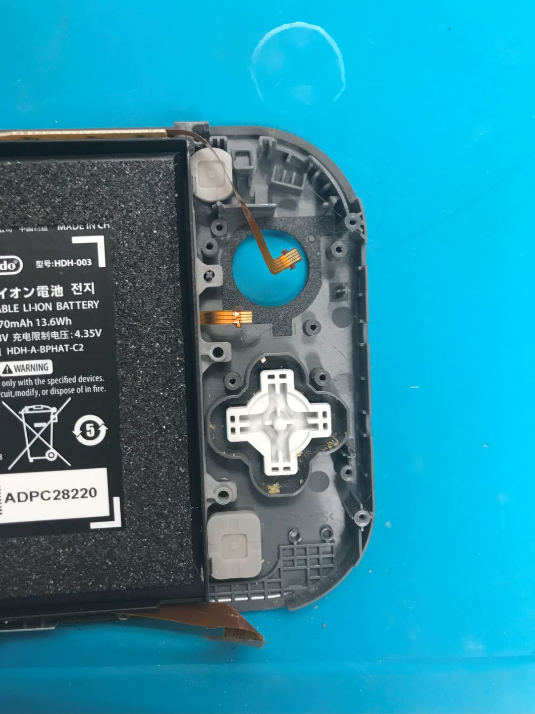 Nintendo Switch lite】スティックが取れちゃった？！15分で交換でき