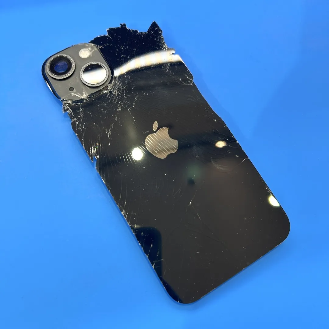 iPhone 背面ガラス 交換 | お近くのiPhone修理センター・モバイル端末
