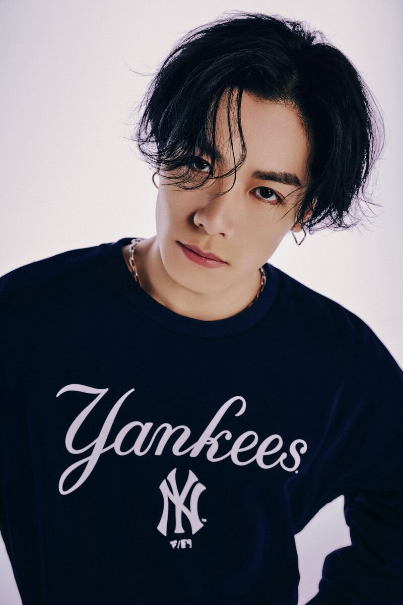 川村壱馬、スポーツ×ストリートを纏う」ファナティクスの最新ウェアで