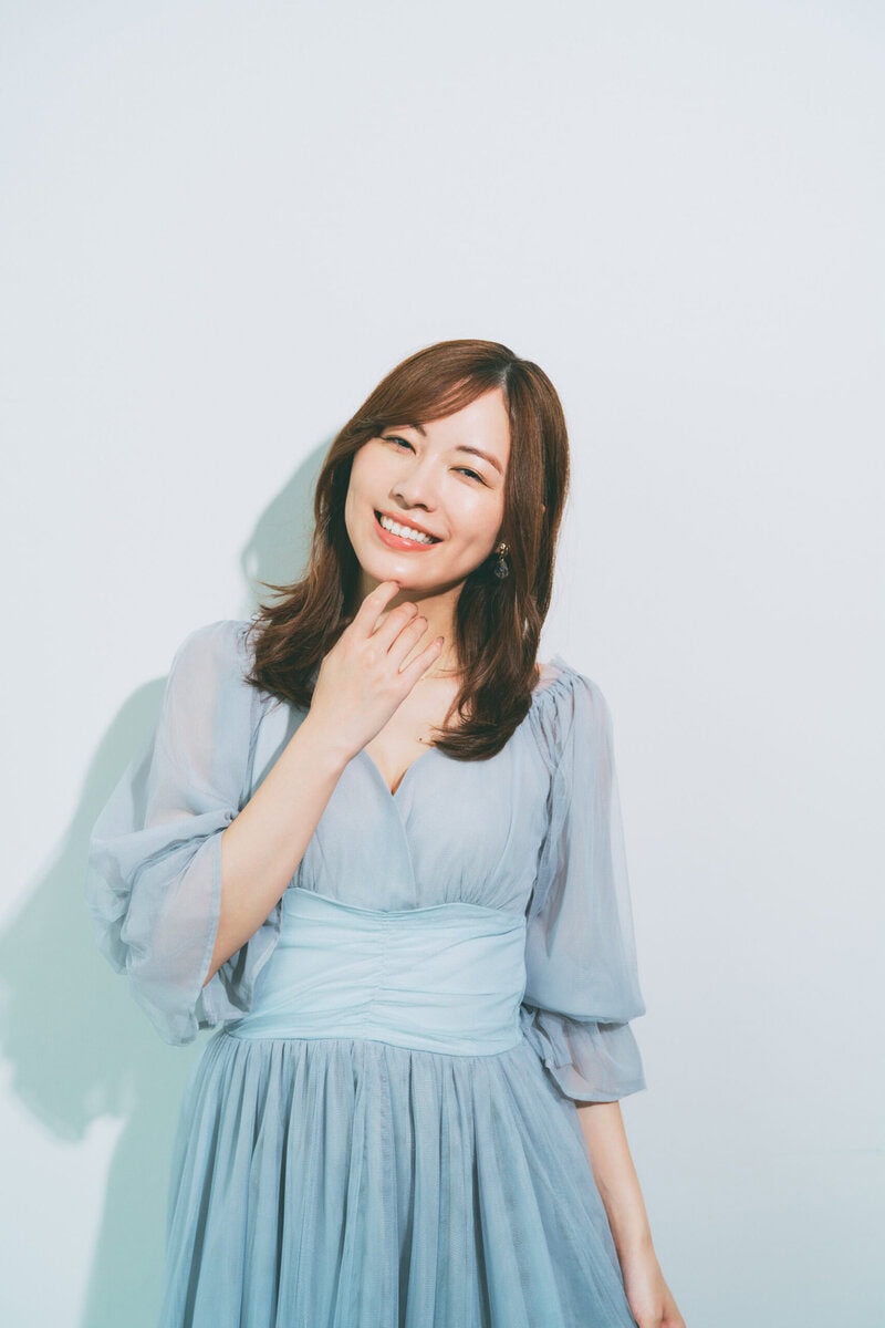 松井珠理奈、ランジェリー×濡れた街並みで見せた“28歳の色香”にファン