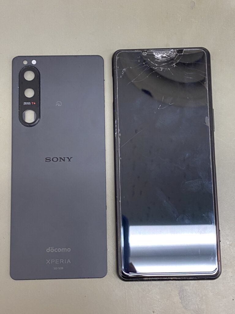 Xperia 5 III SO-53B】ガラスが割れた画面の交換修理実績（八王子店