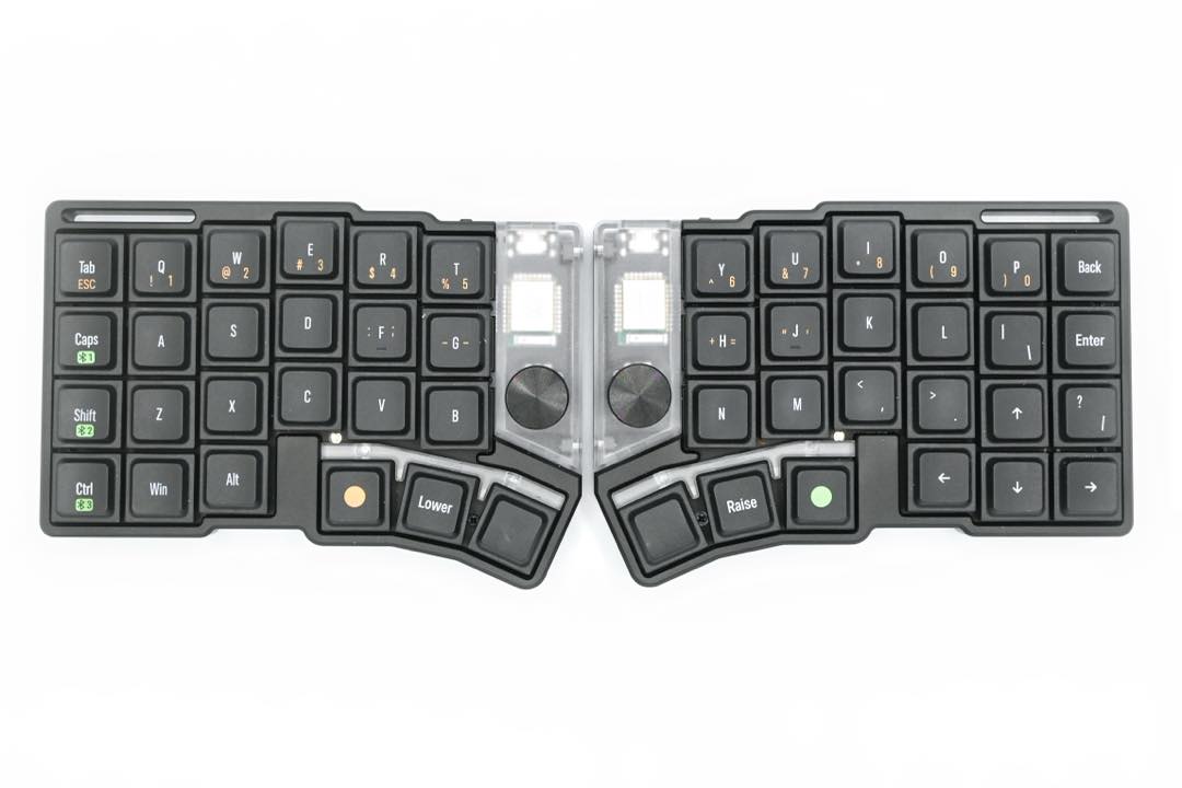 Cornix LP レビュー。分割キーボード沼の入り口に最適な入門機 - すま