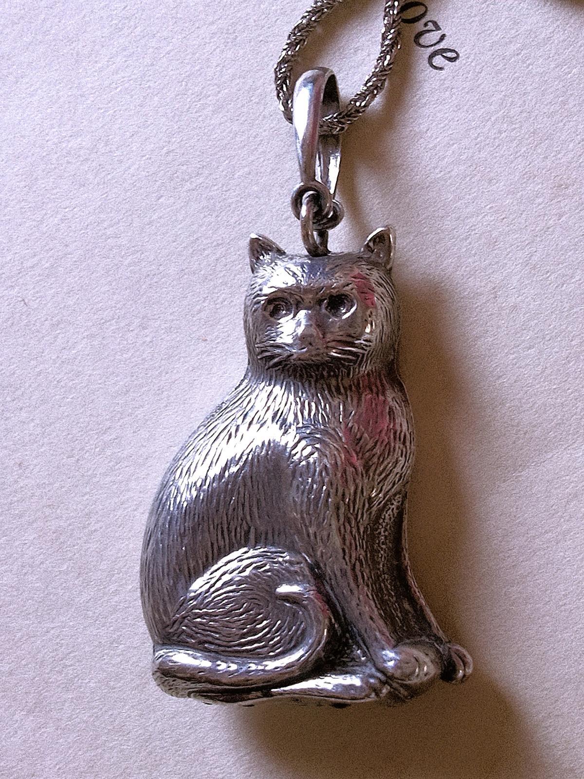 銀の猫 シルバー ホールマーク ペンダントトップにも from LONDON - SNAP