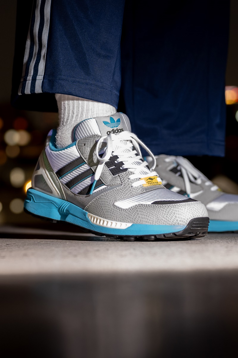 8月10日発売【adidas x atmos ZX 8000 “G-SNK 9”】スカイツリーを