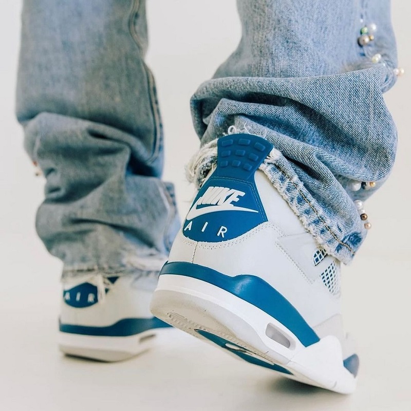 5月4日発売【Air Jordan 4 “Military Blue”】名作のオリジナルカラーが