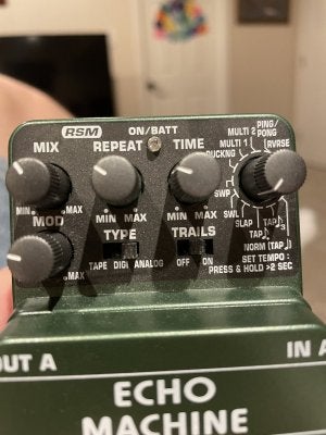 For Sale - Behringer echo machine EM600 | Squier-Talk Forum