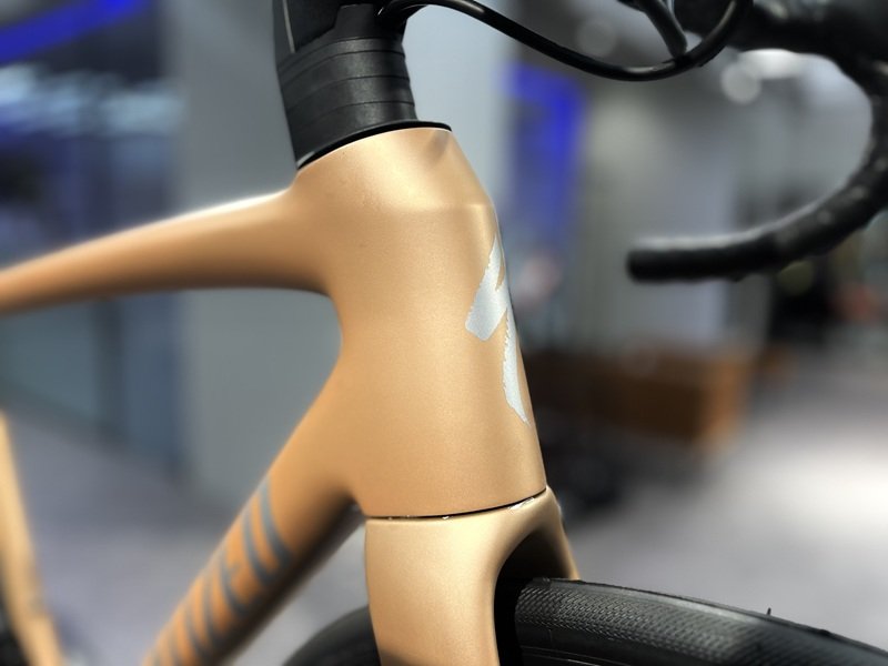 最強のエントリーカーボンTARMAC SL8 COMP スペシャライズド 神戸