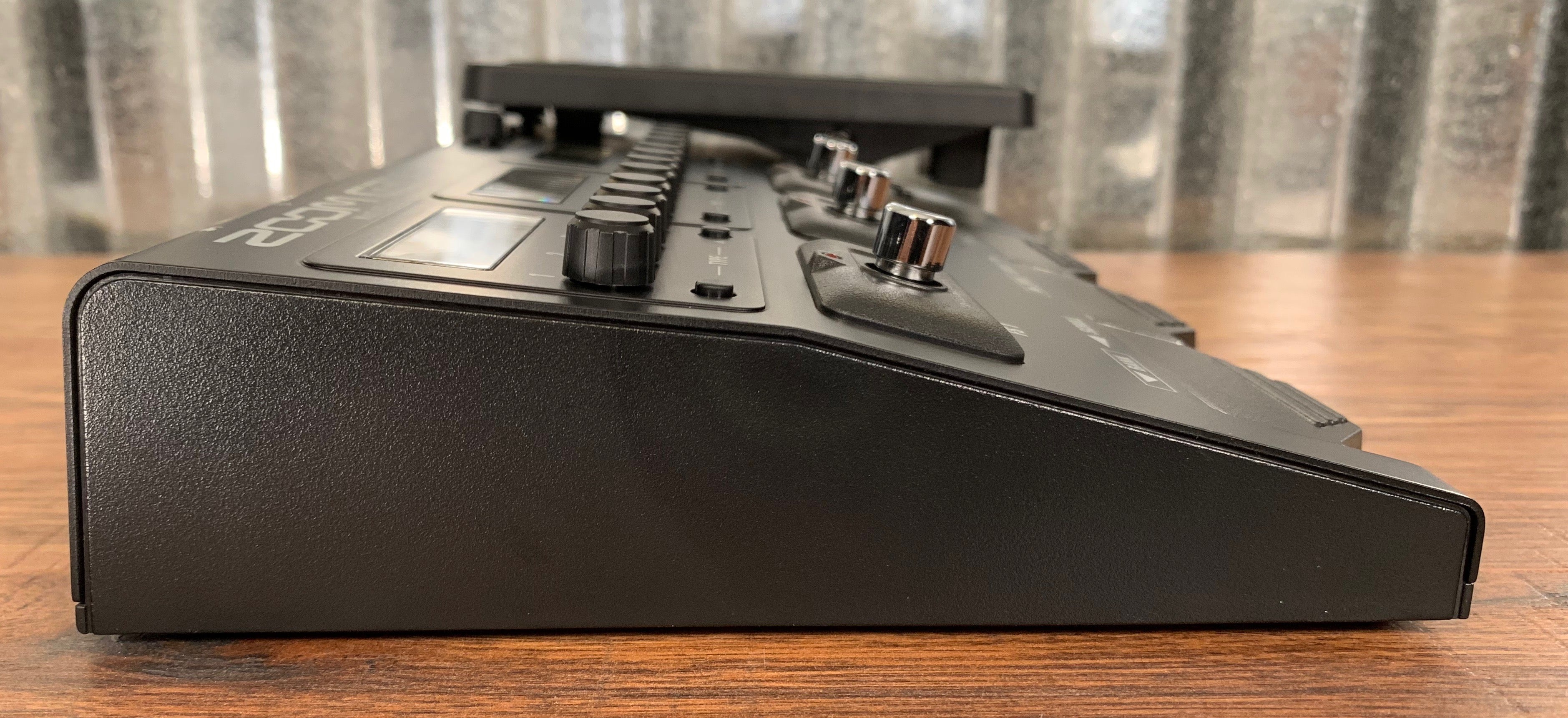 Zoom G3Xn Multi-Effect Processor & Expression Guitar Effect Pedal