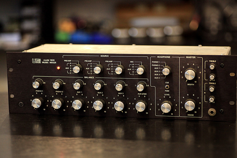 UREI 1620 DJ Mixer - Phono Card