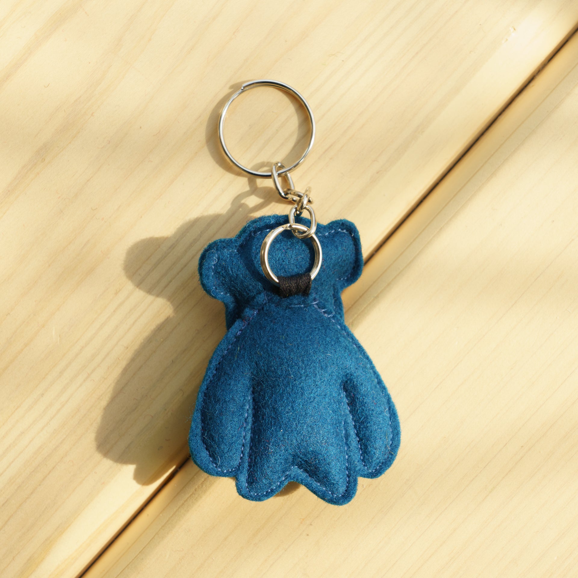 キーリング (monkey) – SWAAN4RLBERG | スワンアルバーグ | T-shirtsの