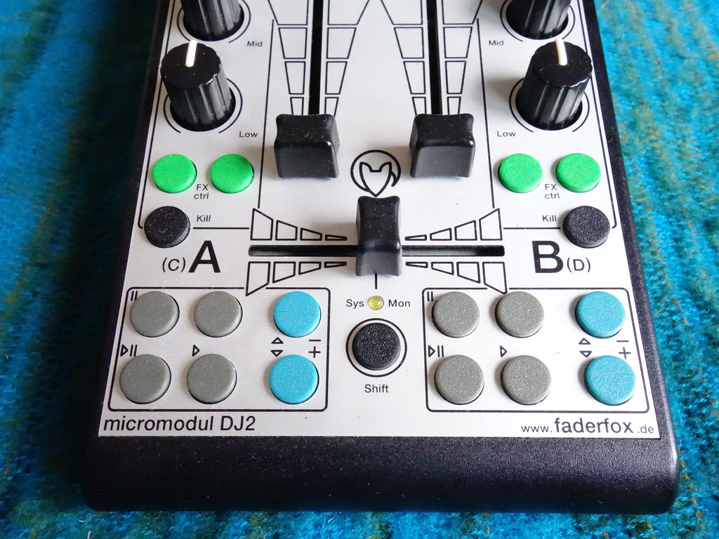 Faderfox Micromodul DJ2 Midi Controller w/ Original CD Driver