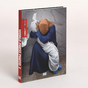 会場写真とともに新たに追加】WORLD PRESS PHOTO 2024 イヤーブック