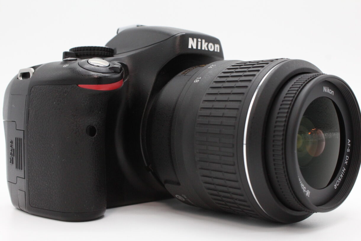 美品】NIKON ニコン デジタル一眼レフカメラ D5100 18-55VR レンズ