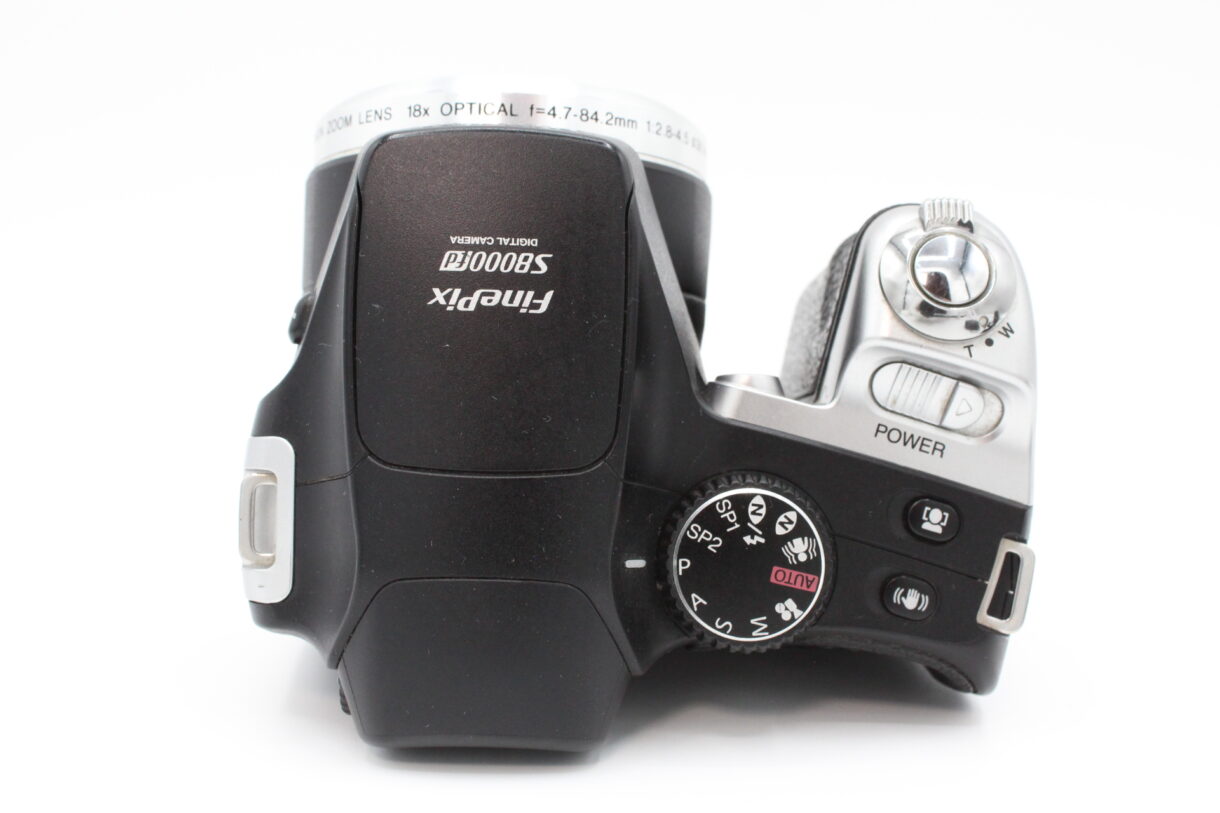 美品】 FUJIFILM フジフイルム デジタルカメラ FinePix