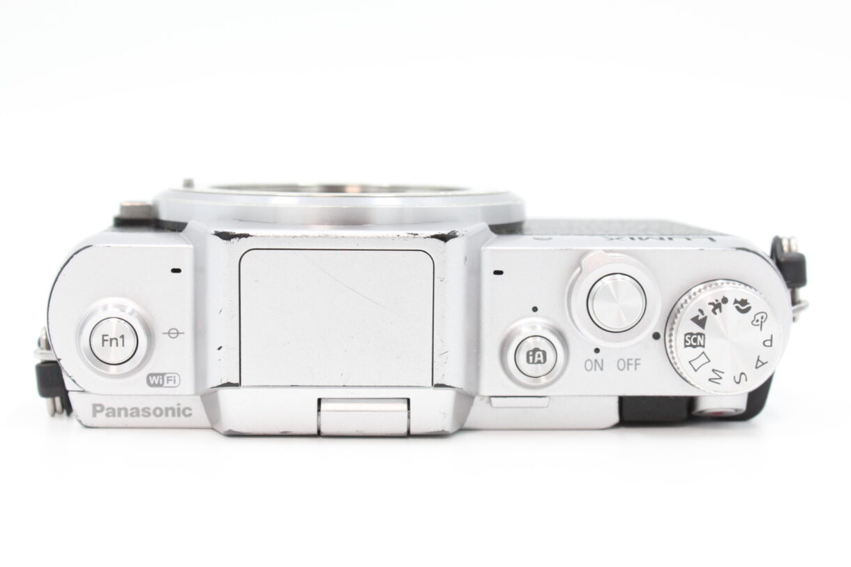 並品】PANASONIC パナソニック ミラーレス一眼カメラ DMC-GF7 ボディ