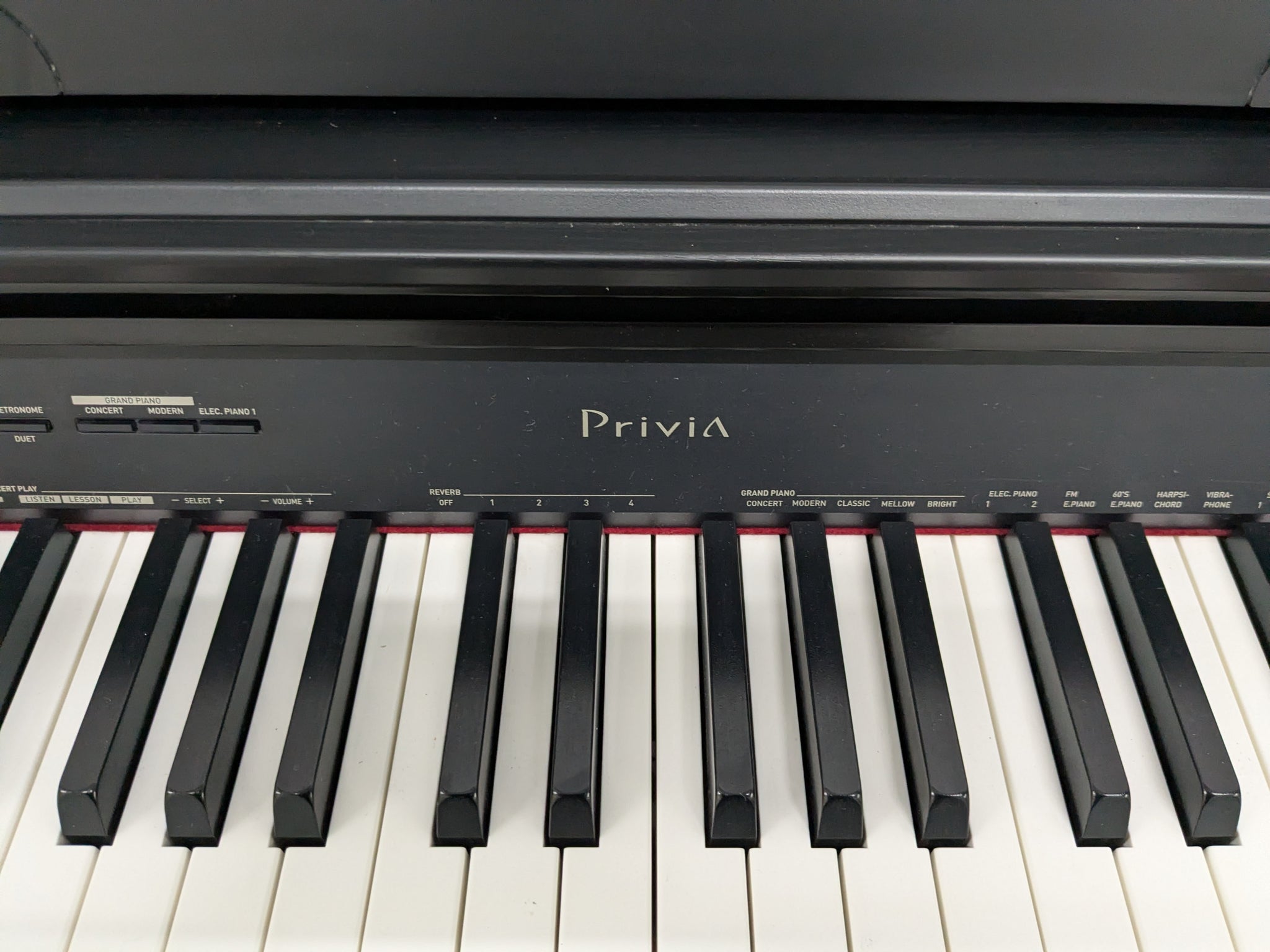 Casio Privia PX-760 Slim Digital Piano slim in satin black stock