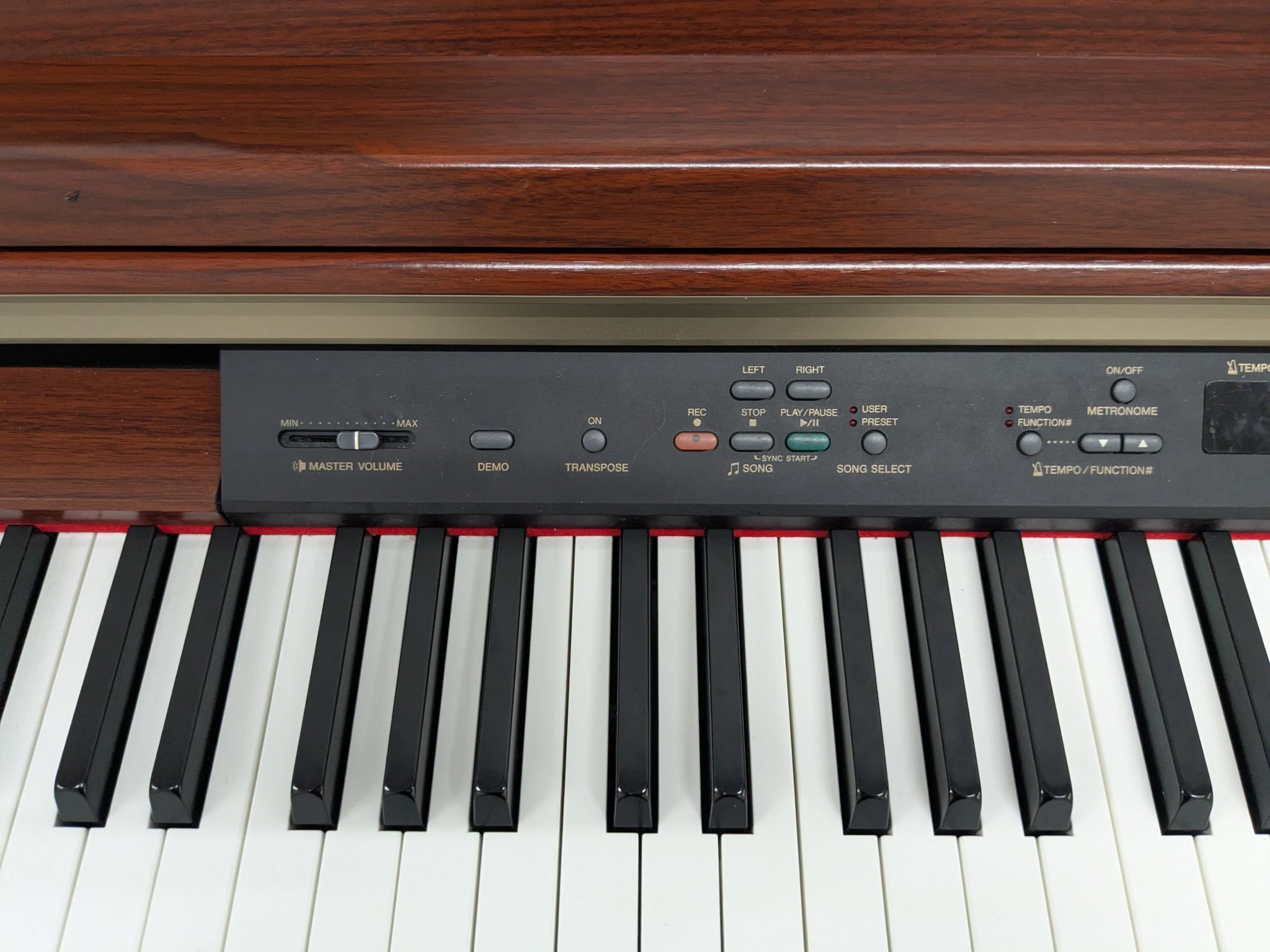 Yamaha Clavinova CLP-230 digital piano in mahogany finish stock