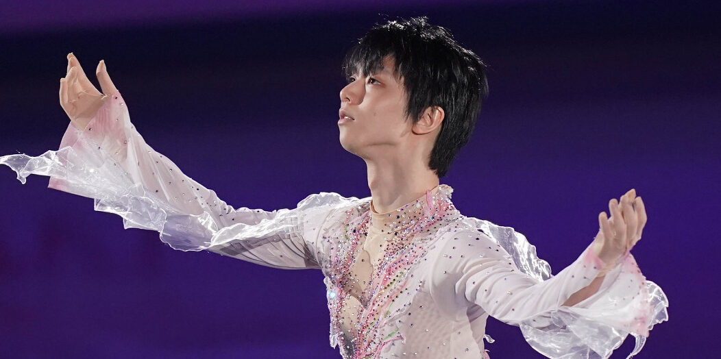 ついに衣装が判明するも疑問が？本日発売のチャリティTシャツは枚数