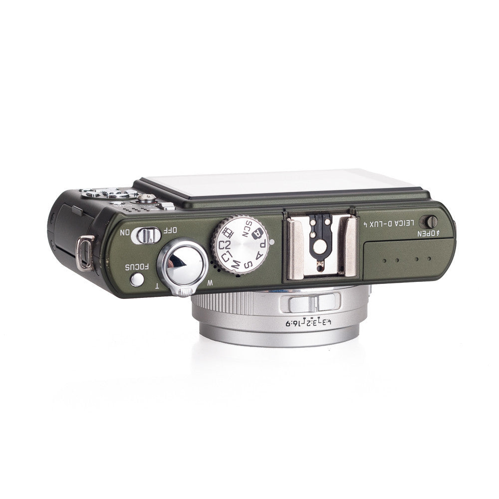 Used Leica D-Lux 4 - Safari Edition – supply-theme-blue