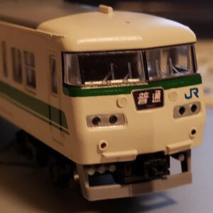 KATO 117系福知山線色(旧製品)に方向幕を入れてみた。 – 煤式自動連結器