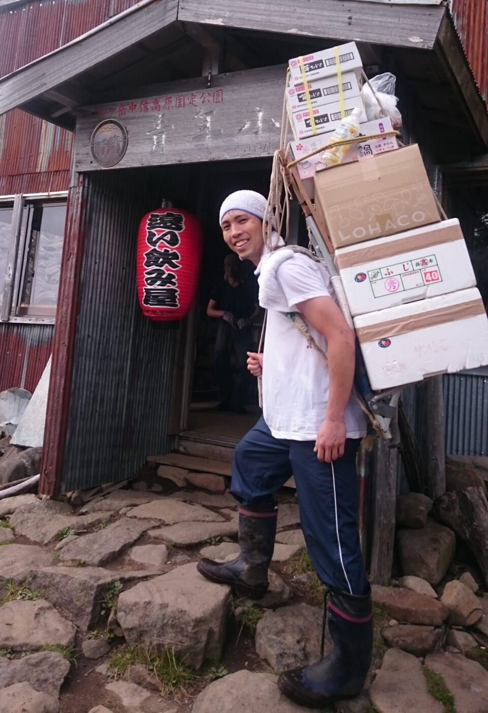 Profile – 【画家】鈴木雄太 Yuta Suzuki | オフィシャルサイト