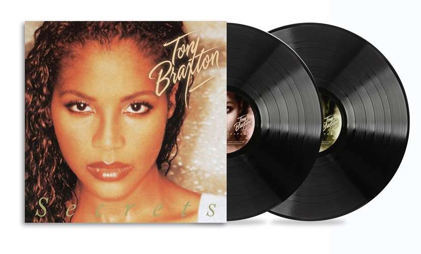 TONI BRAXTONのアルバム3作品『TONI BRAXTON』『SECRETS』『HEAT』が