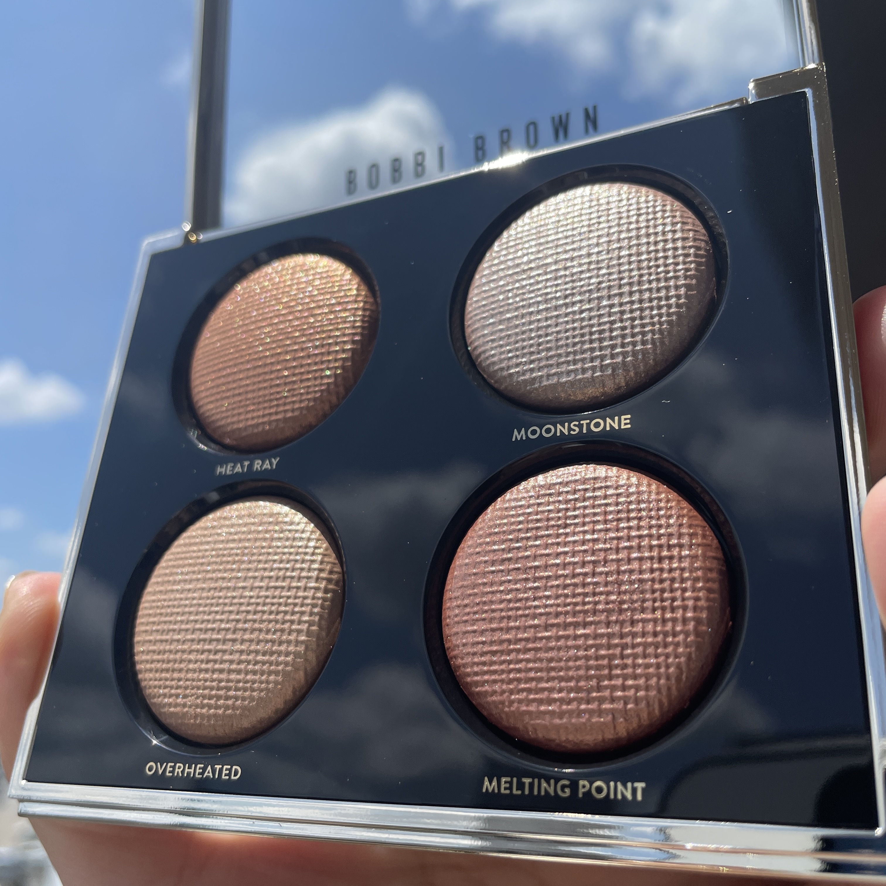 ボビイブラウン限定新作リュクス トゥ トラベル アイシャドウ パレット