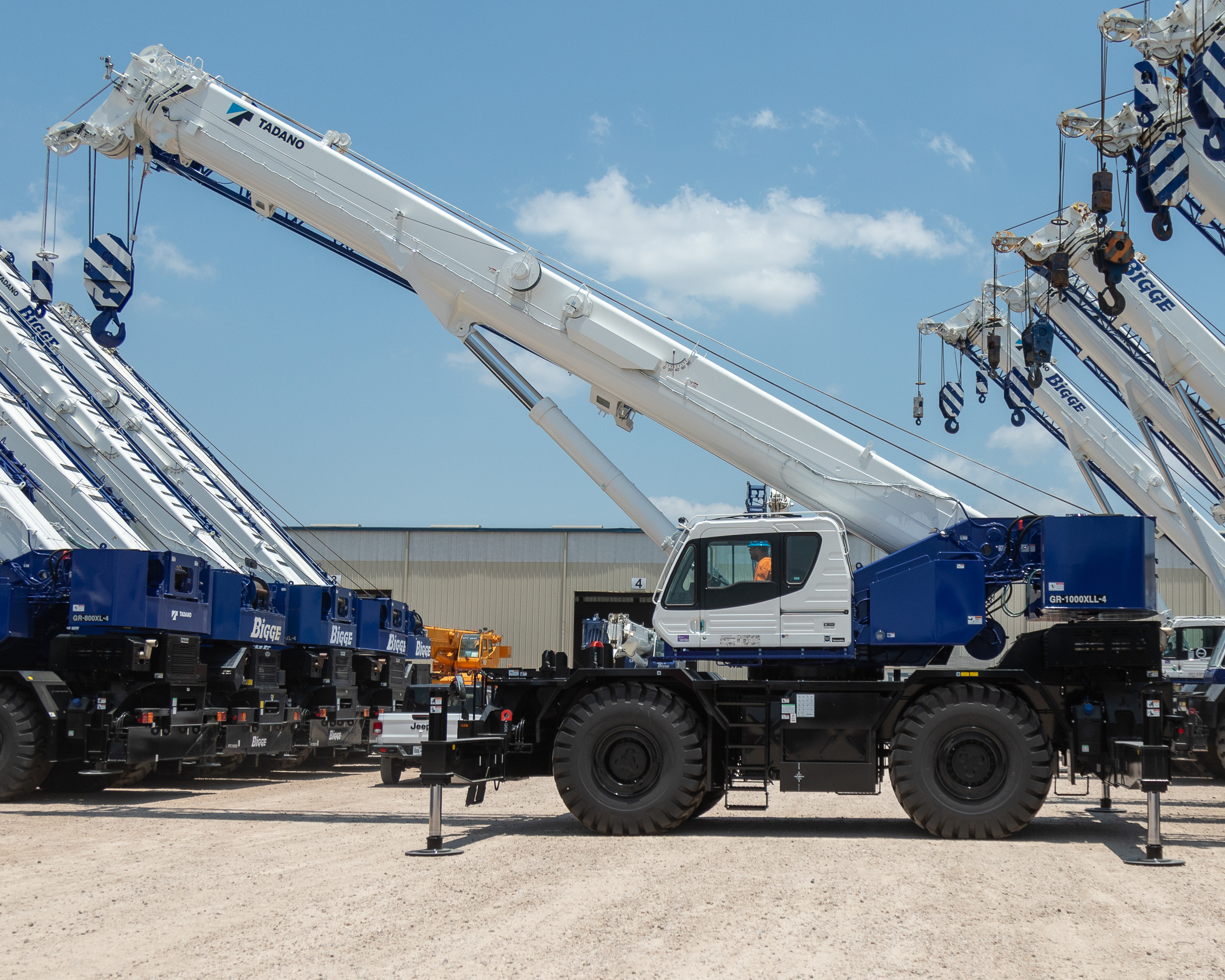 Tadano GR-1000XLL-4 Rough Terrain Crane For Rent | Bigge.com