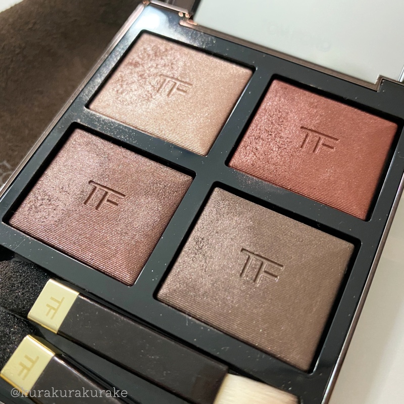 イエベ春にも似合うのか？トムフォードのボディヒートで奥行きのある