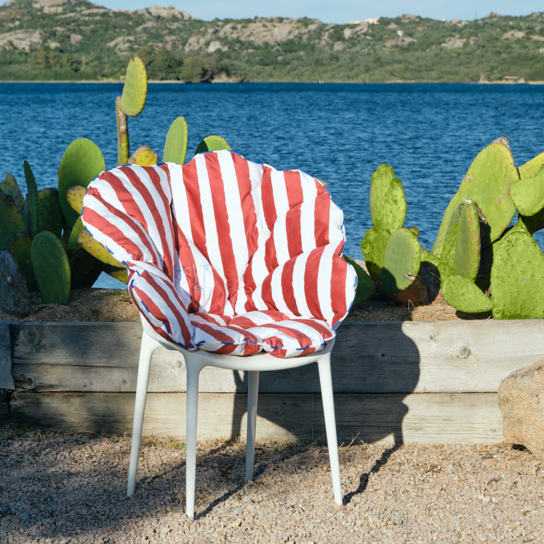 アリスズフラワーズクッション｜ トーヨーキッチンスタイル公式