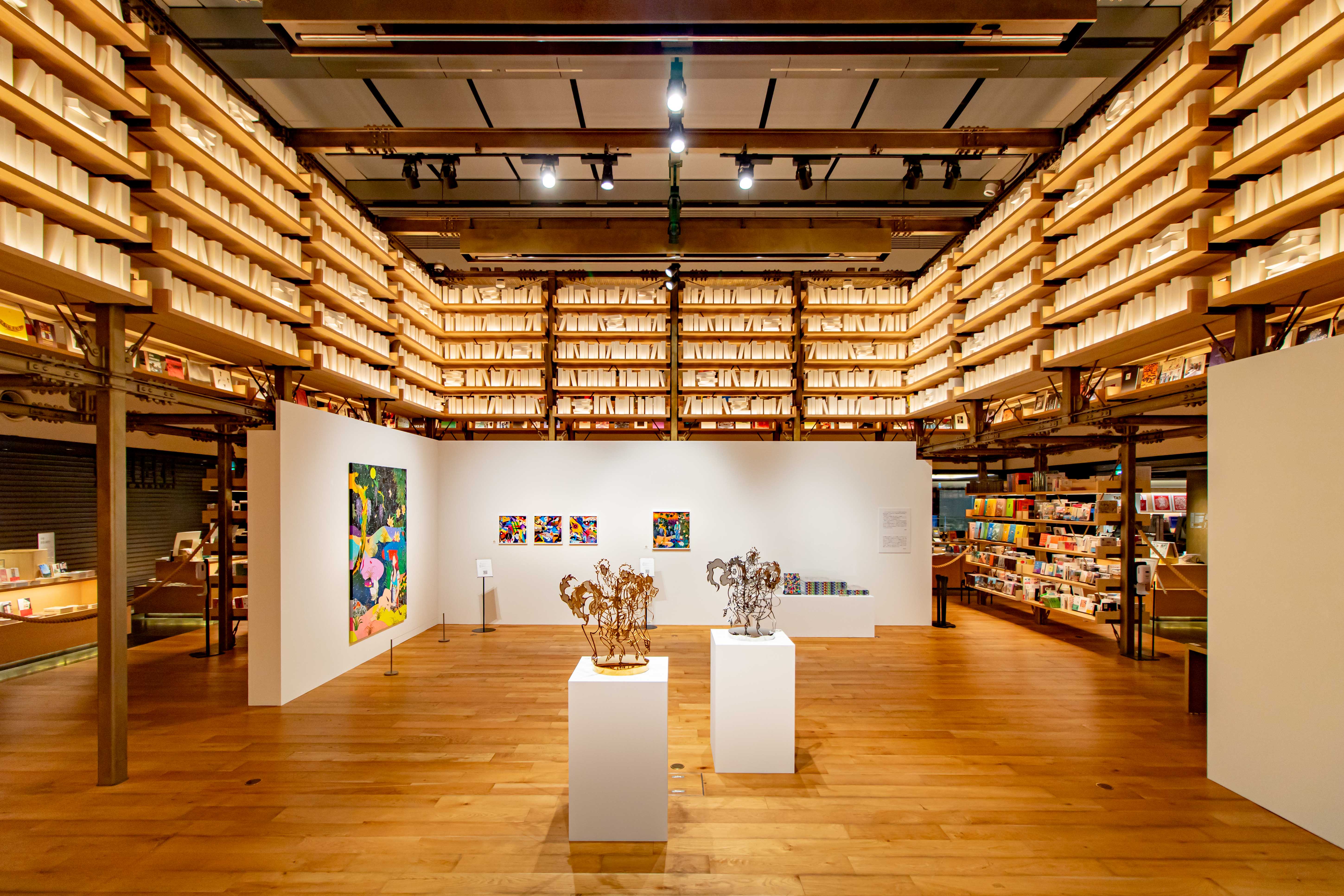 松山智一作品集刊行記念展 「TOMOKAZU MATSUYAMA IN AND OUT