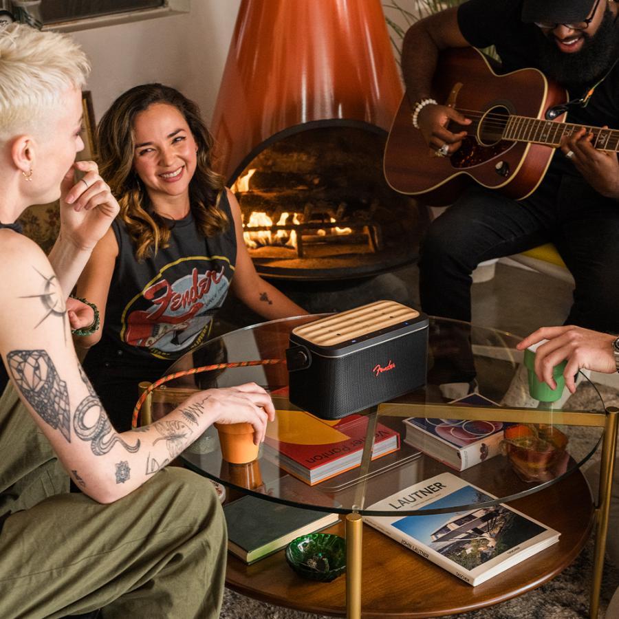 Fender Audio Bluetoothスピーカー Fender Riff (フェンダー リフ