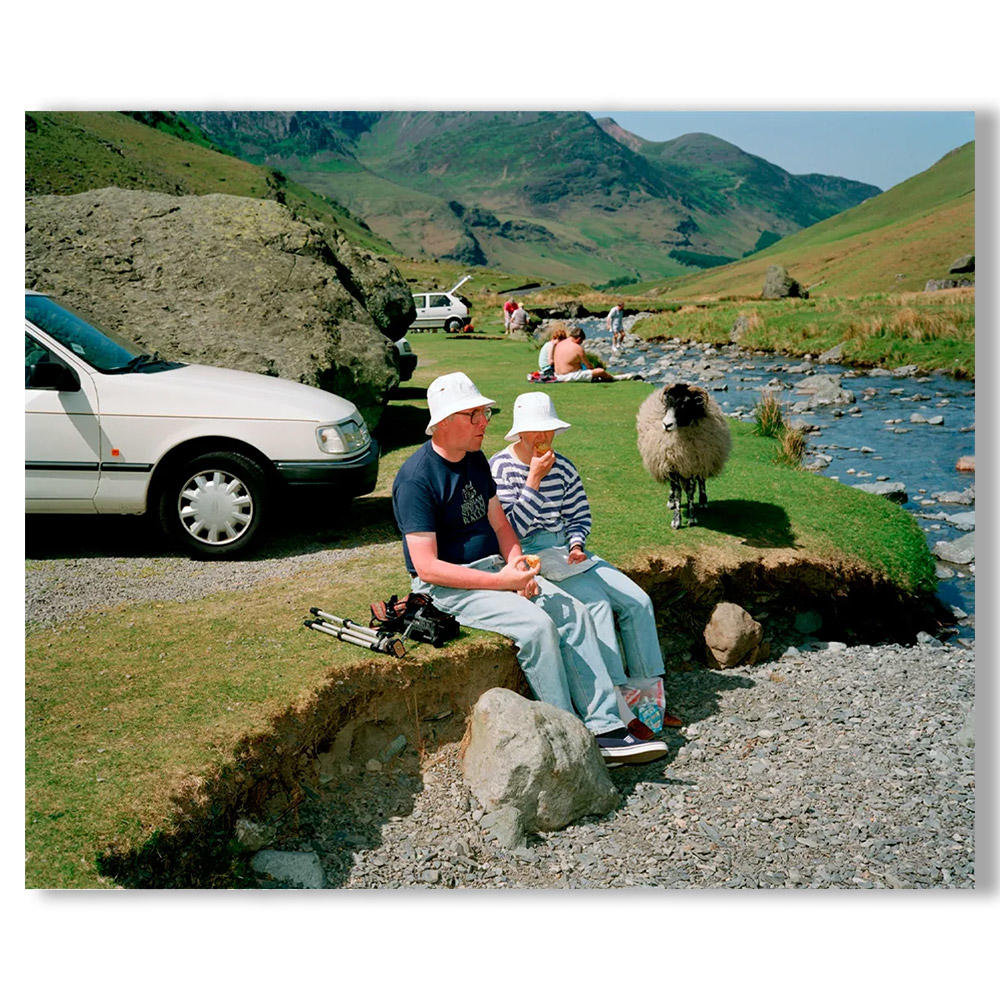 NEW REVISED EDITION]SMALL WORLD by Martin Parr（マーティン・パー