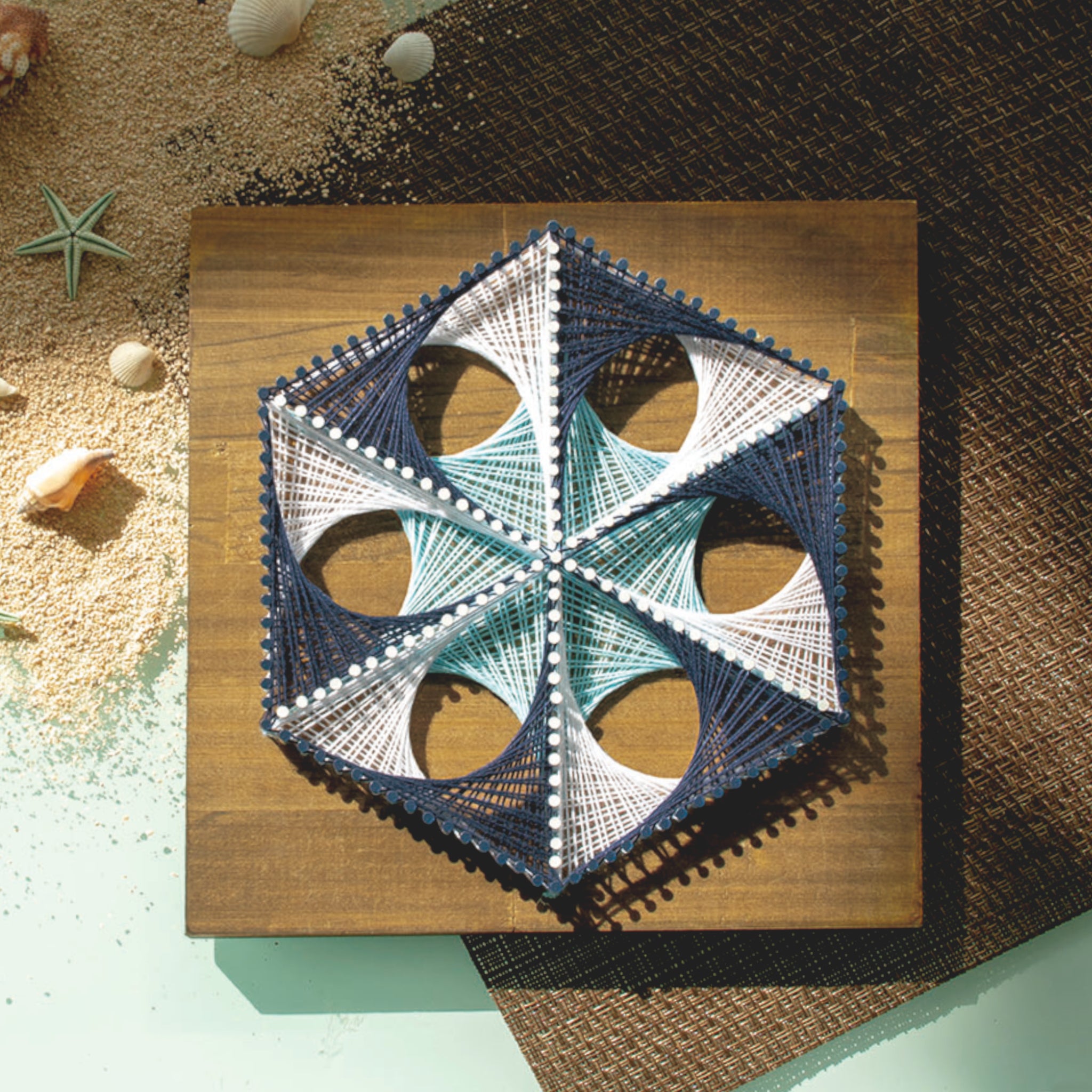 ネイルイット公式】おうち工作！釘糸で作るストリングアート Nail it