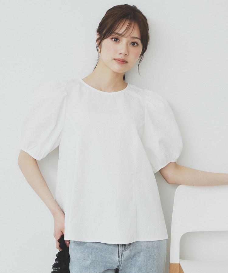 フラワージャカードパフフレアブラウス【洗濯機洗い可/防シワ