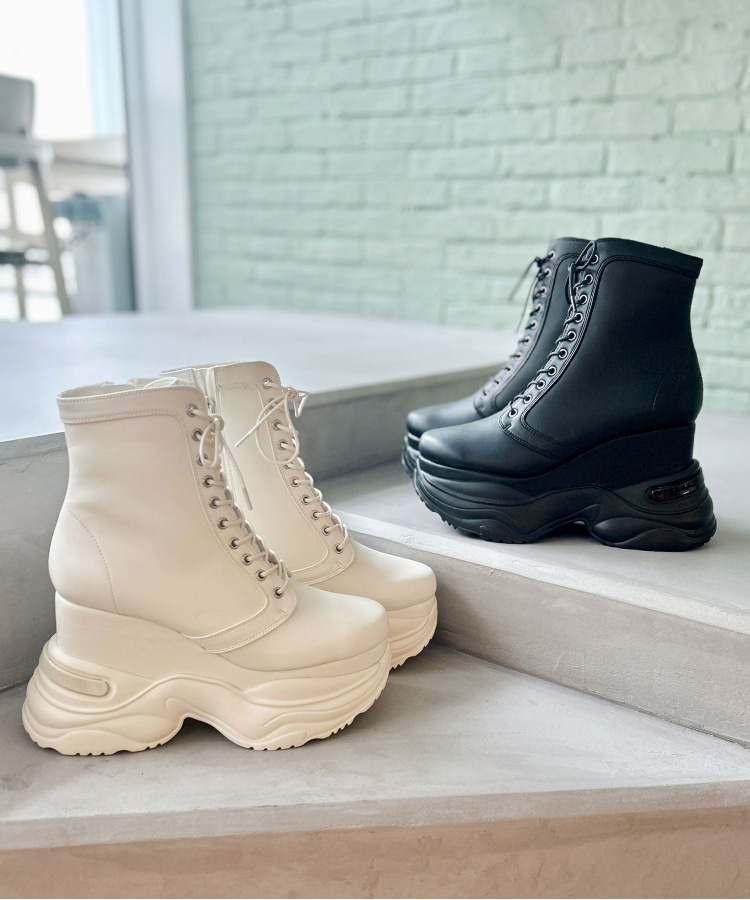 厚底スニーカーショートブーツ【レースアップ・足首にフィットして細