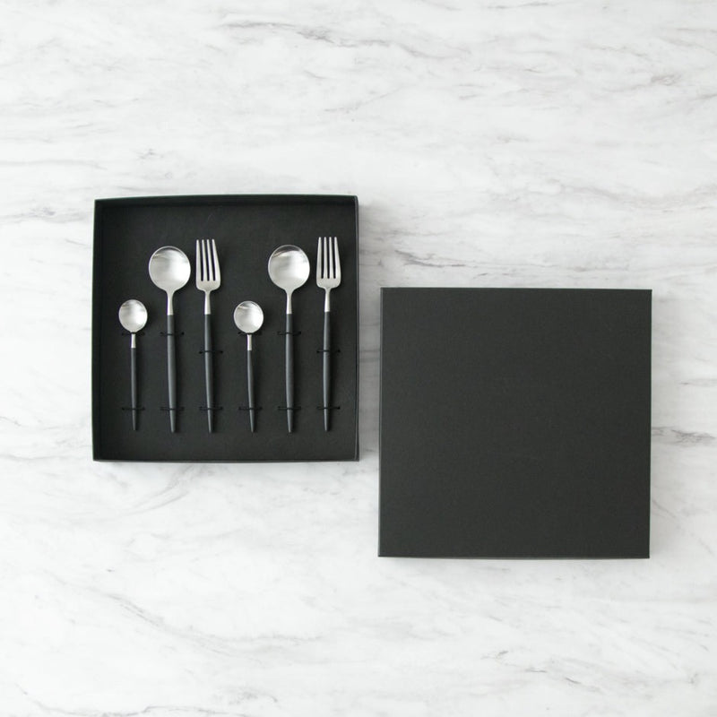 Cutipol(クチポール) ゴア ブラック×シルバー デザート+ティースプーン