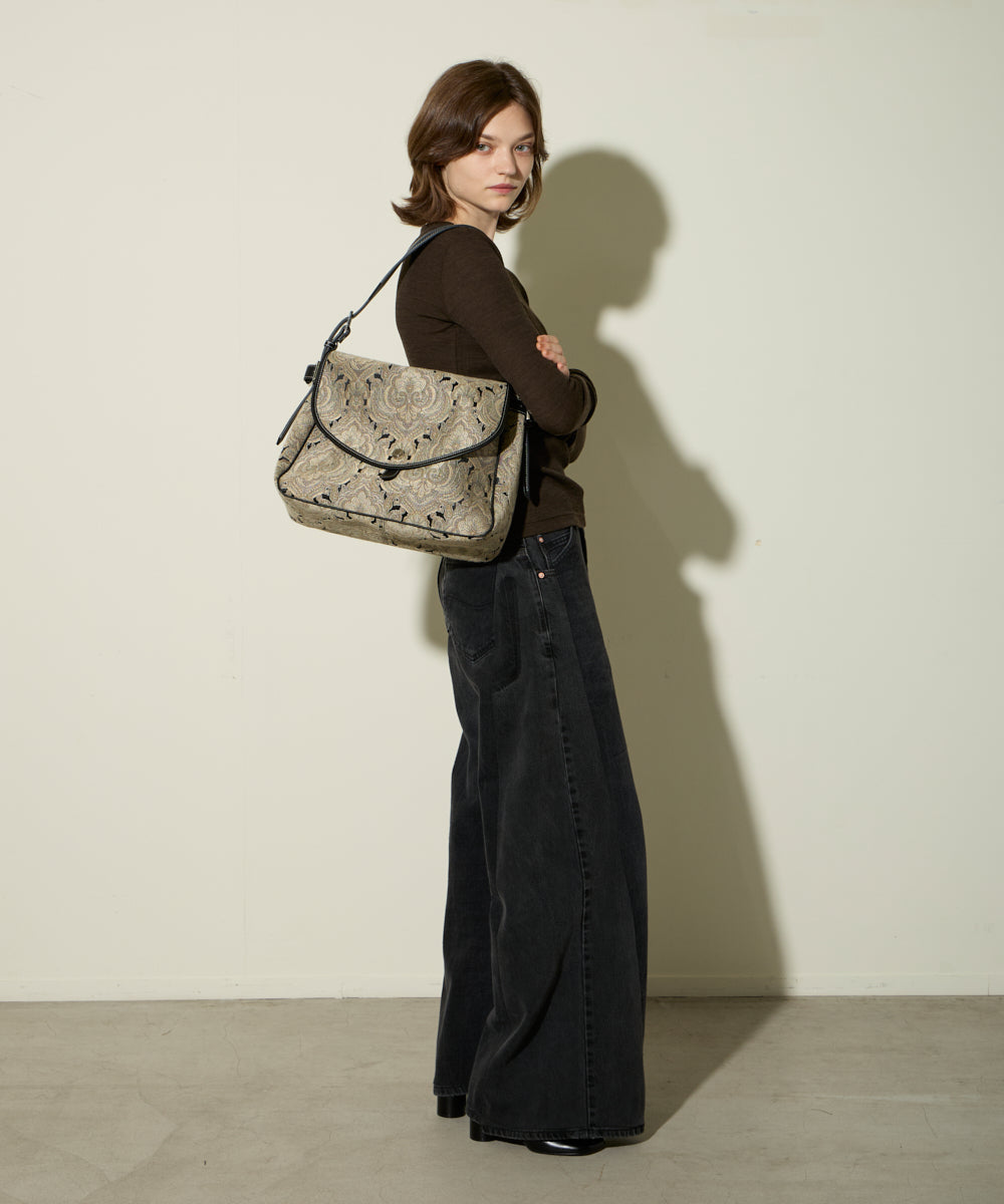 A VACATION | KIKI SLD ONYX - アマンオンラインストア – AMAN ONLINE