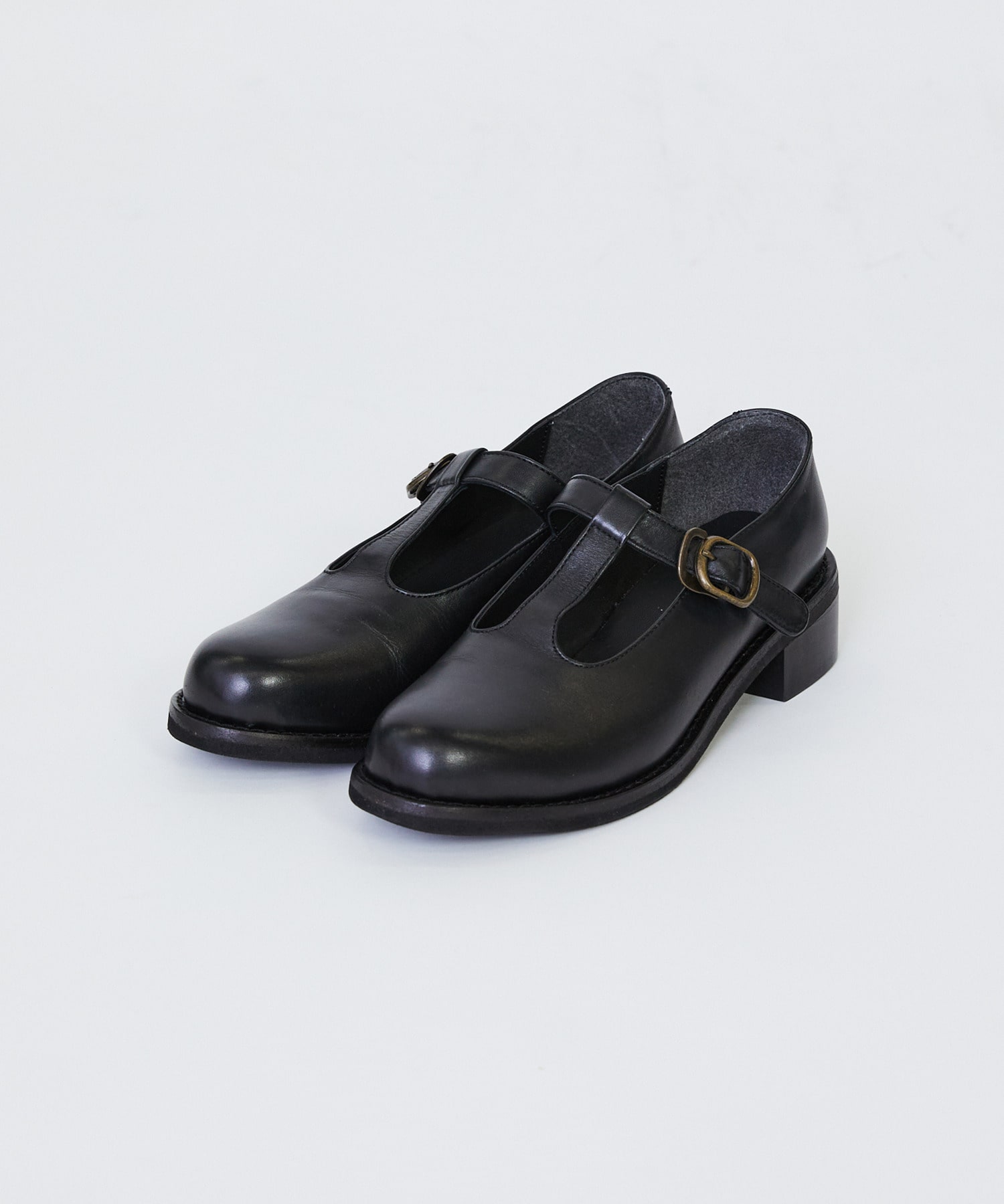 Tストラップシューズ｜BIGI online store - ビギ オンラインストア
