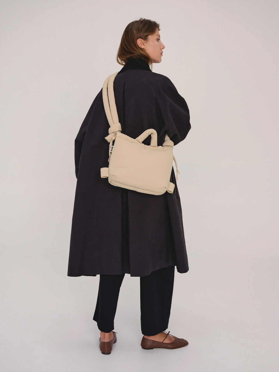 公式】ÖLEND オレンド Compact Ona Soft Bag バッグ Butter Yellow