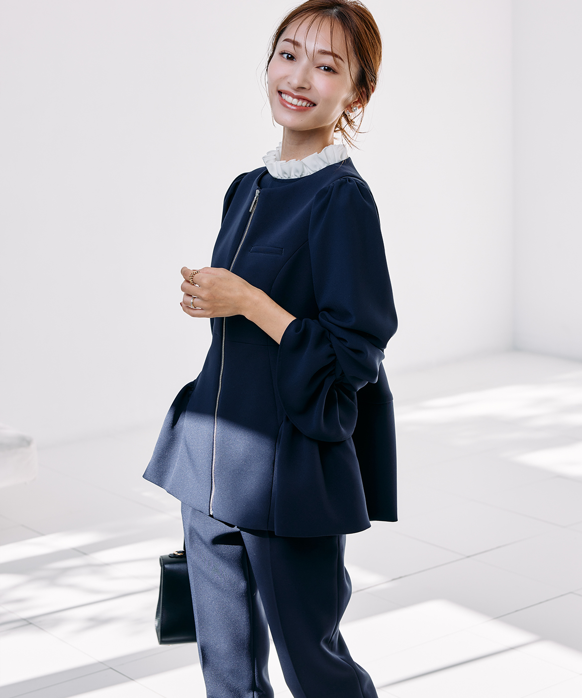 M Maglie le cassetto×吉田理紗》華やかちび衿フリルブラウス｜M