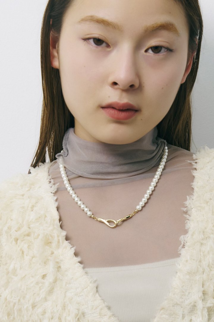 グラス パール フック ネックレス – GOLDY Onlinestore
