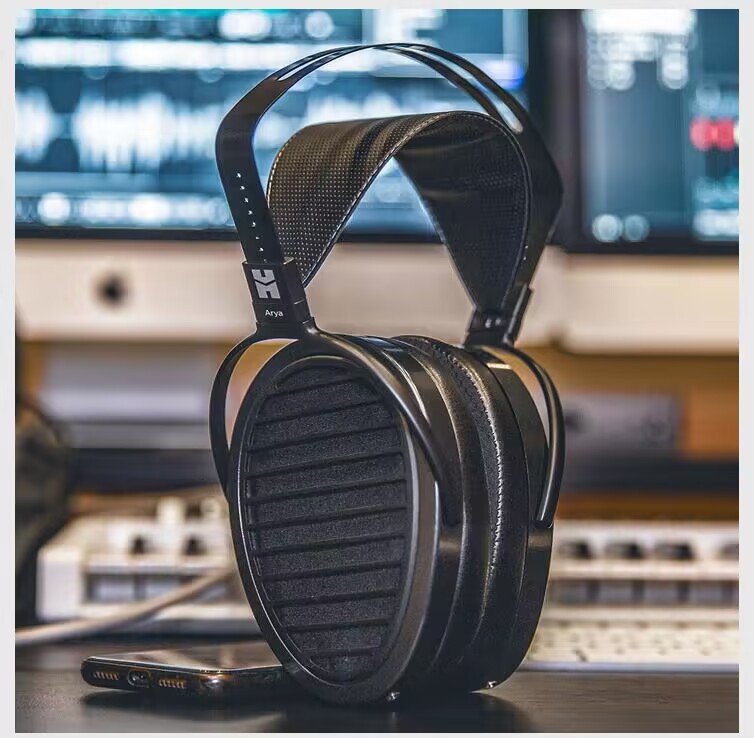 Arya Stealth Magnet Version